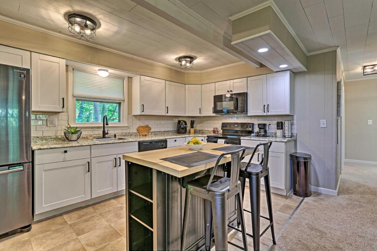 Modern East Stroudsburg Home With Deck And Gas Grill! Esterno foto